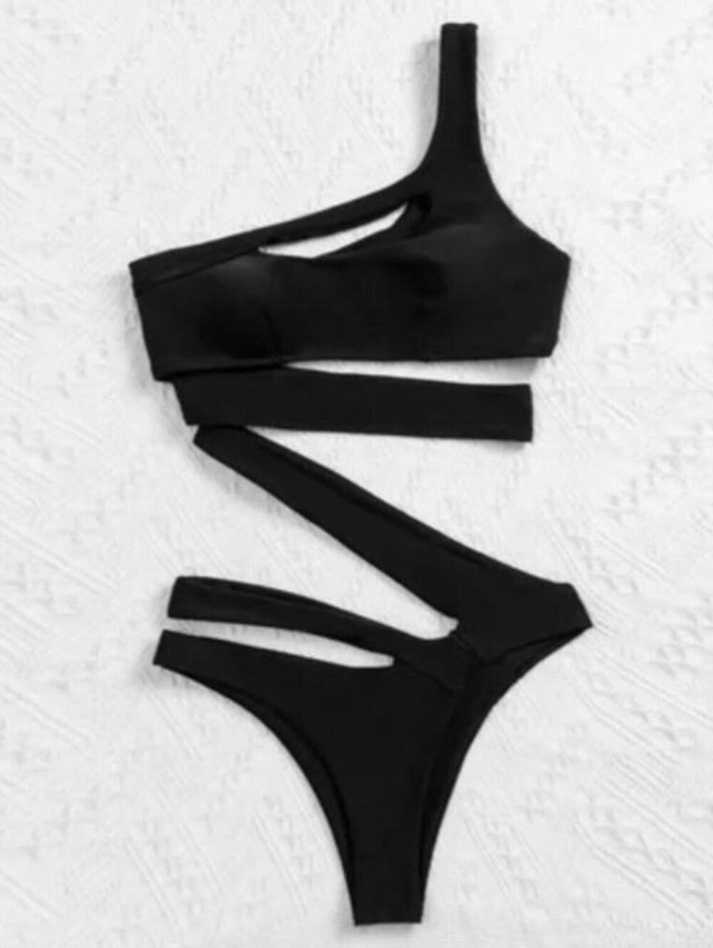 NWT Medium Black Strappy Swimsuit